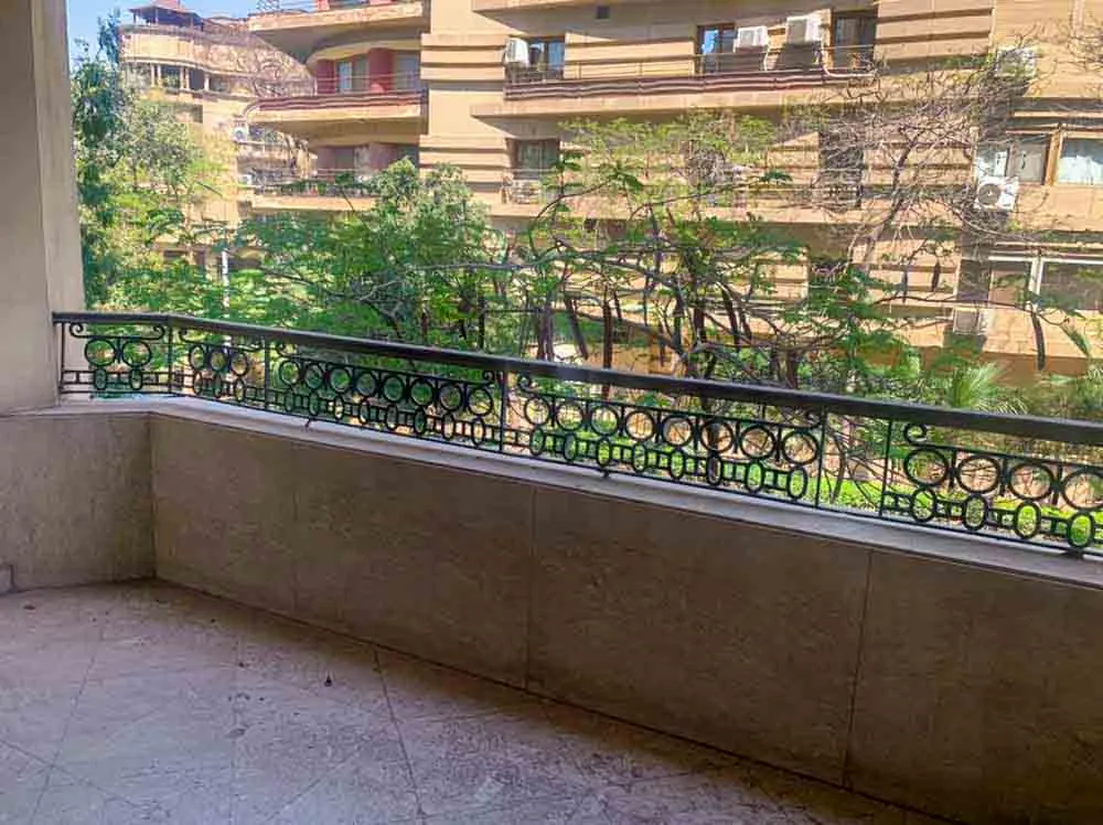 Flat With Balcony For Sale in Maadi Sarayat