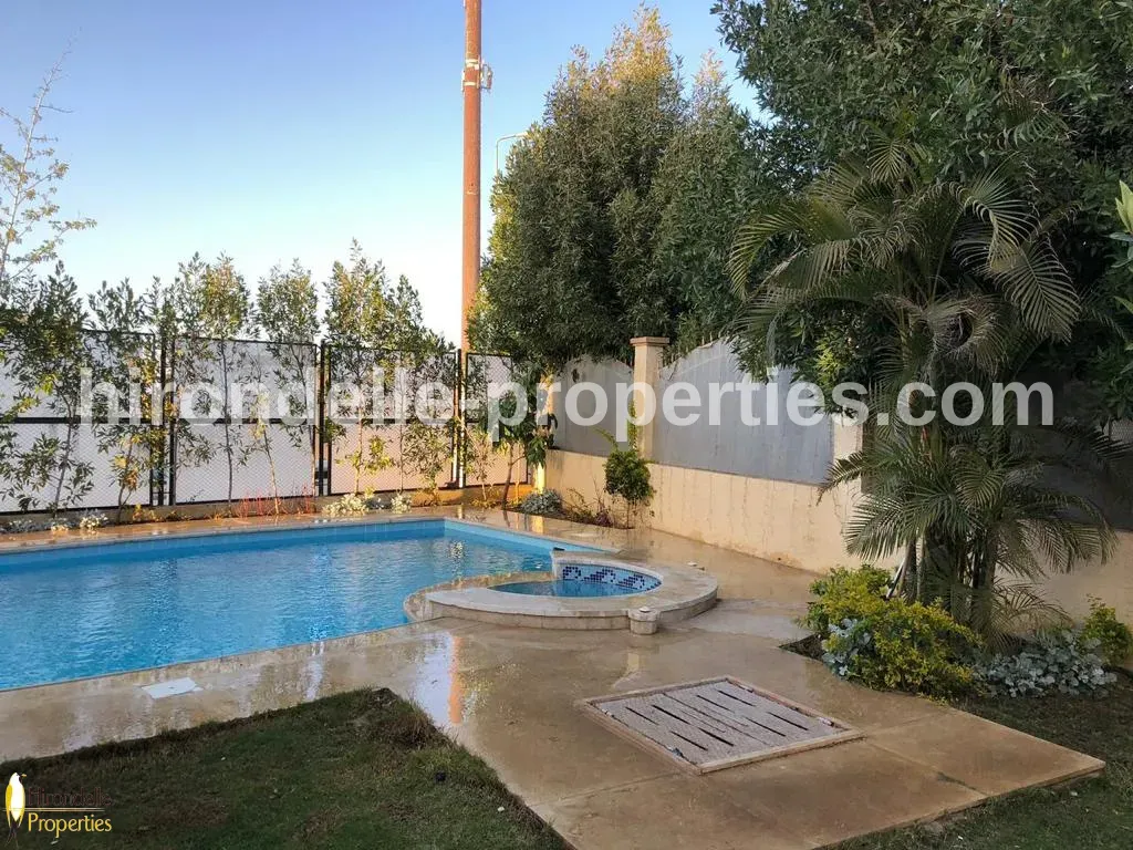 Villa With Private Pool For Rent In The Villa Compound