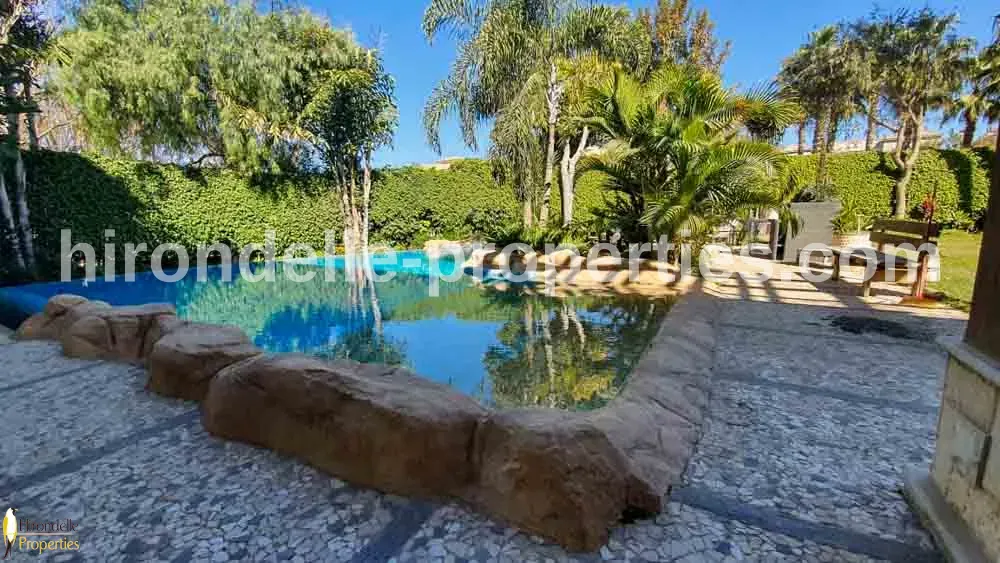 Villa With Private Pool And Garden For Rent In Katameya Heights