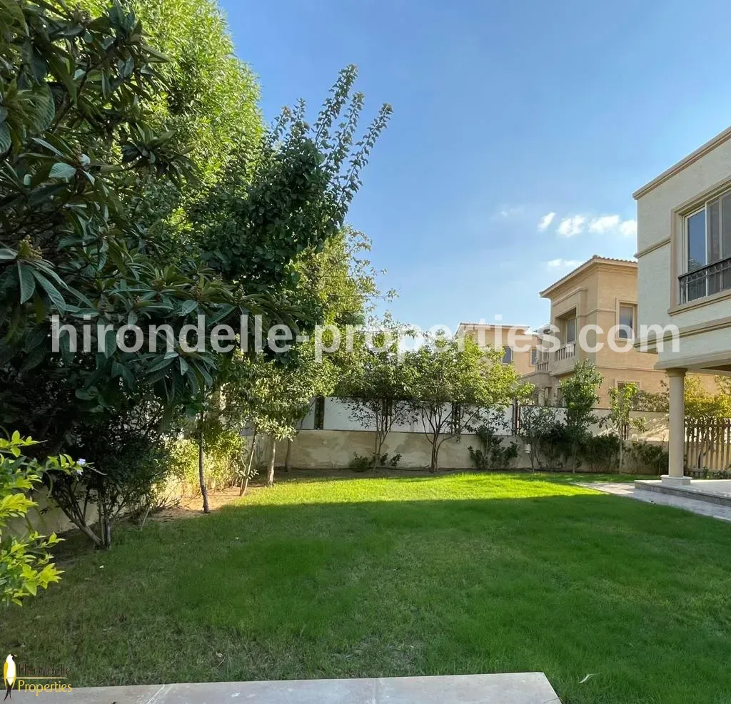 Villa With Private Pool For Rent In The Villa Compound