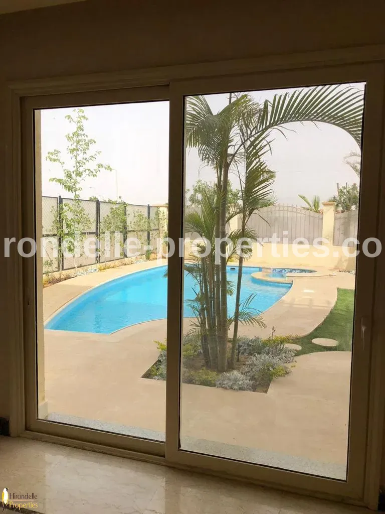 Villa With Private Pool For Rent In The Villa Compound