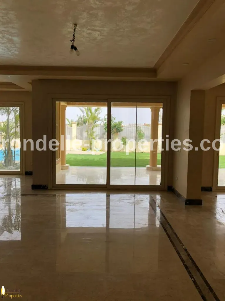 Villa With Private Pool For Rent In The Villa Compound